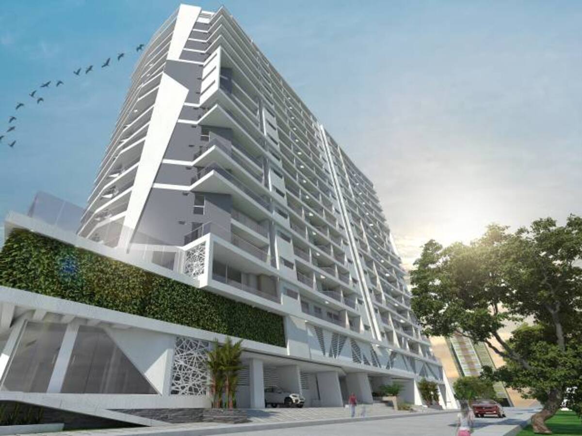Cerca a la playa y a la Marina Internacional se construye el edificio Cristal