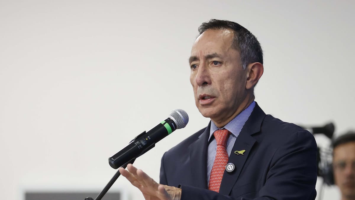 Ricardo Roa no saldrá de la presidencia de Ecopetrol: Petro lo respaldó