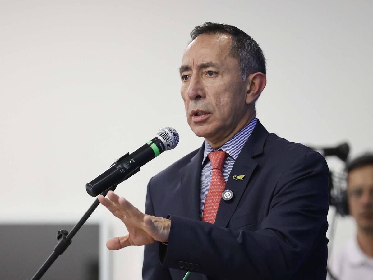 Ricardo Roa no saldrá de la presidencia de Ecopetrol: Petro lo respaldó