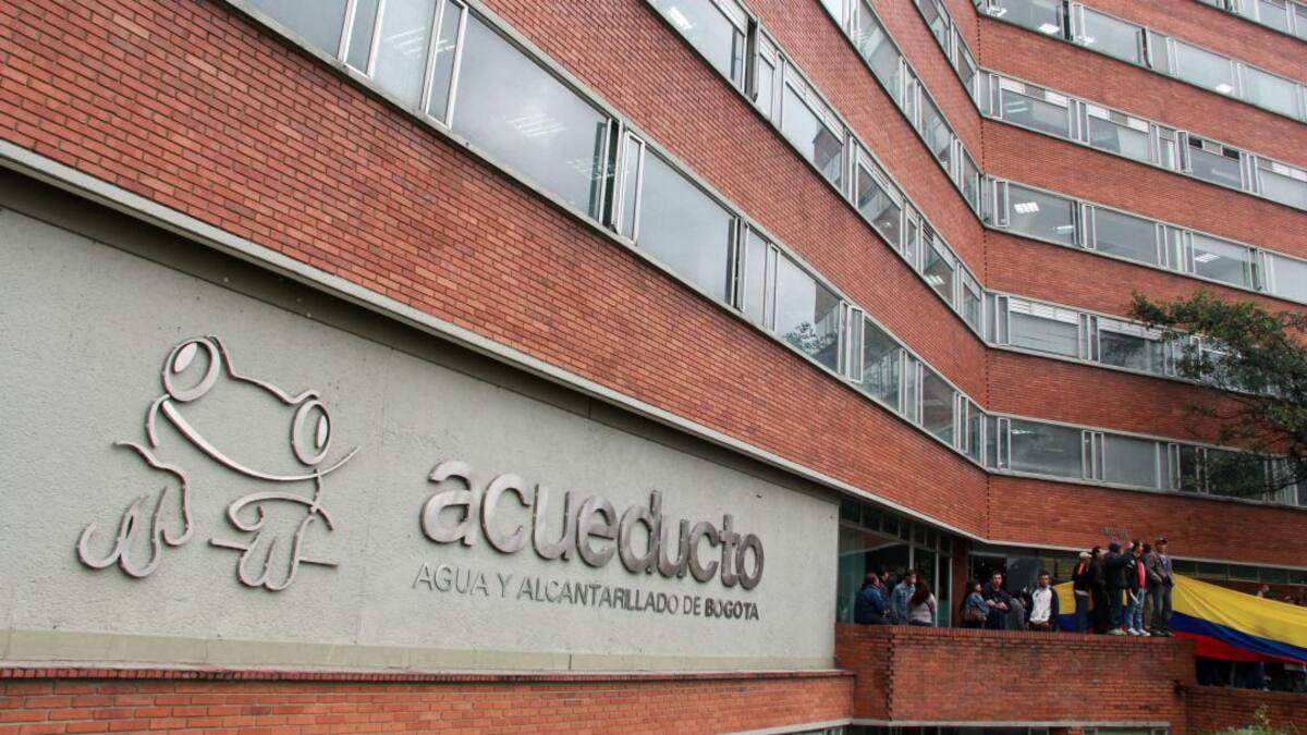 Contraloría Distrital revela hallazgos administrativos en Acueducto por $111.525 millones