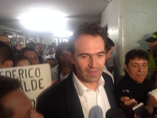 Alcalde Federico Gutiérrez responde a diario que llamó Medellín “patria de narcos”