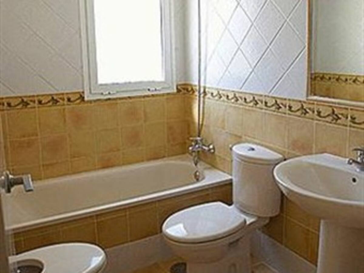 En América Latina tener un baño es un lujo