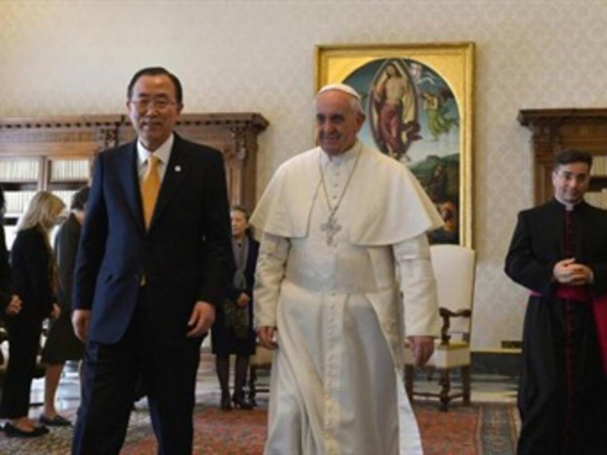 Ban Ki-moon se reúne con el papa Francisco en el Vaticano