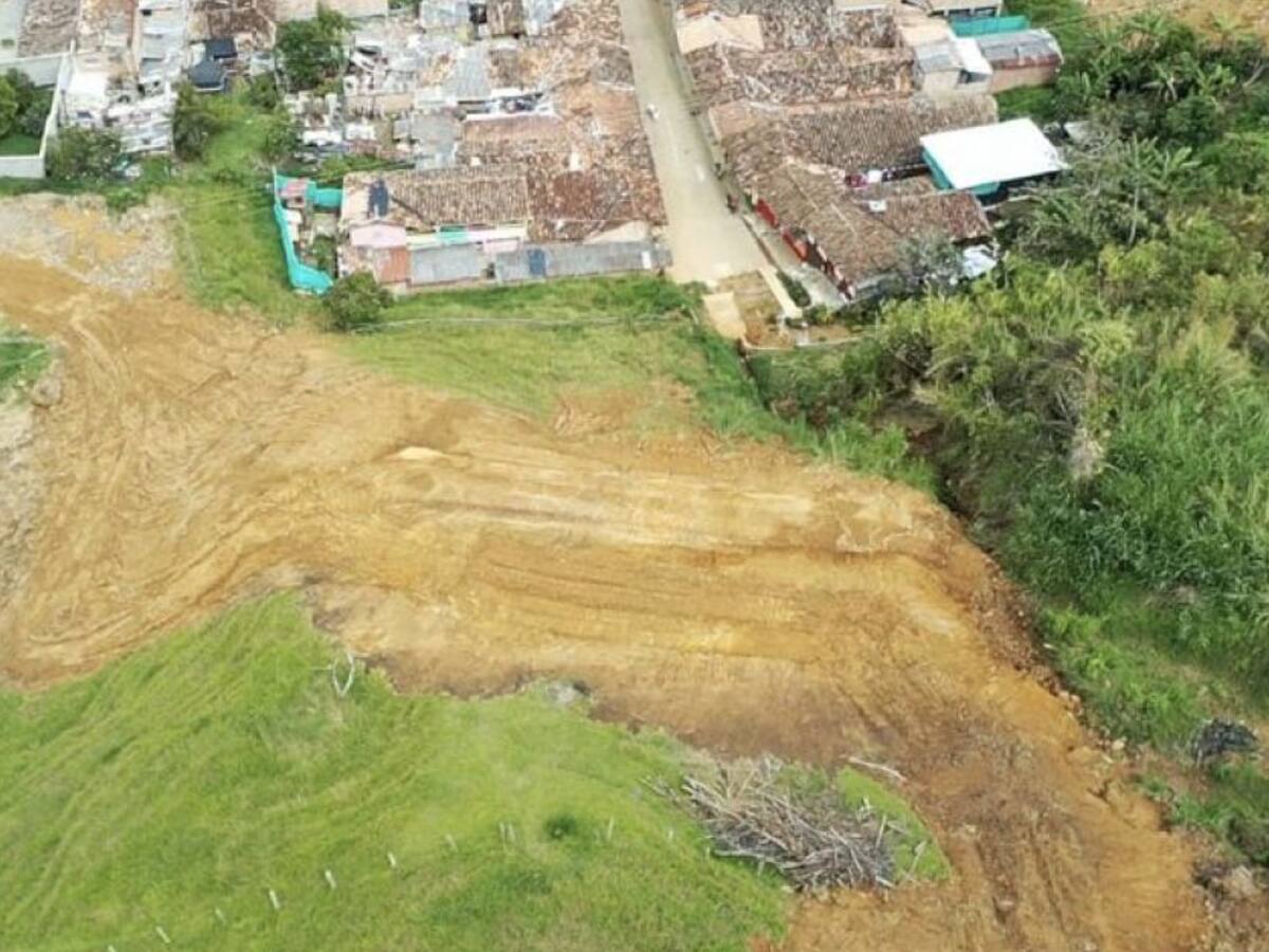 Iniciarán estudios para la intervención del cerro Las Nubes en Jericó
