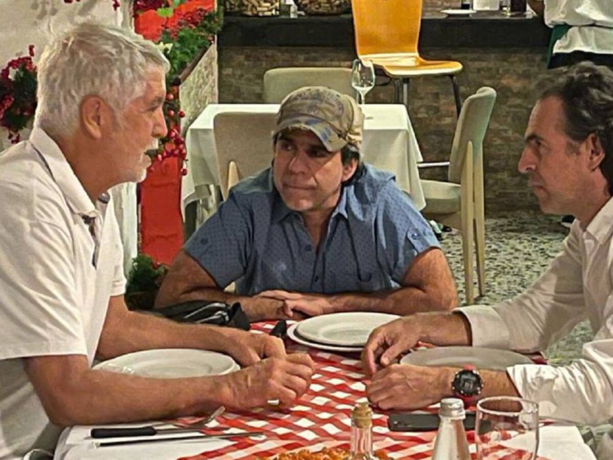 Fútbol y política: la reunión de precandidatos en Barranquilla