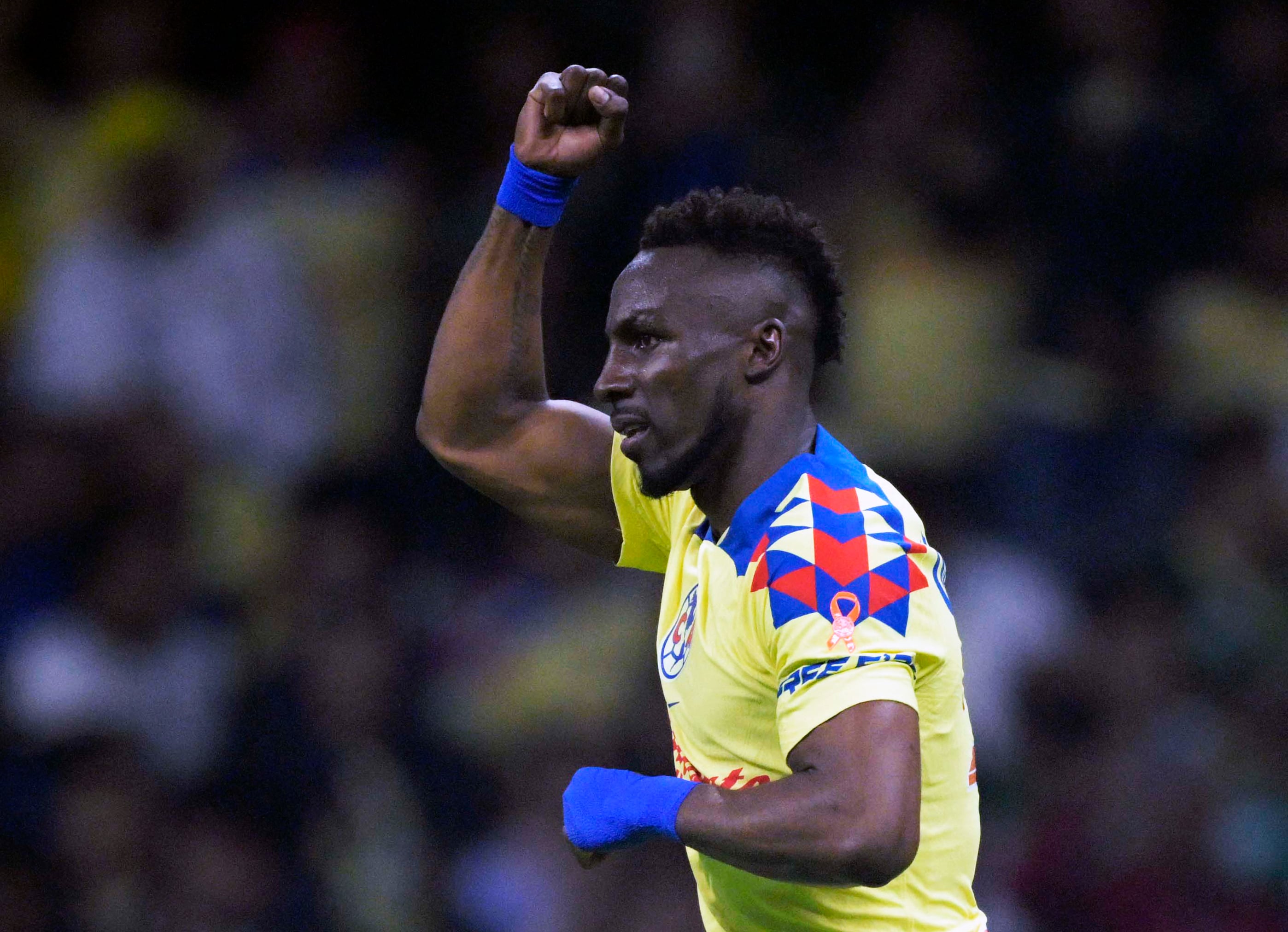 Julián Quiñones| Foto: ALFREDO ESTRELLA/AFP via Getty Images