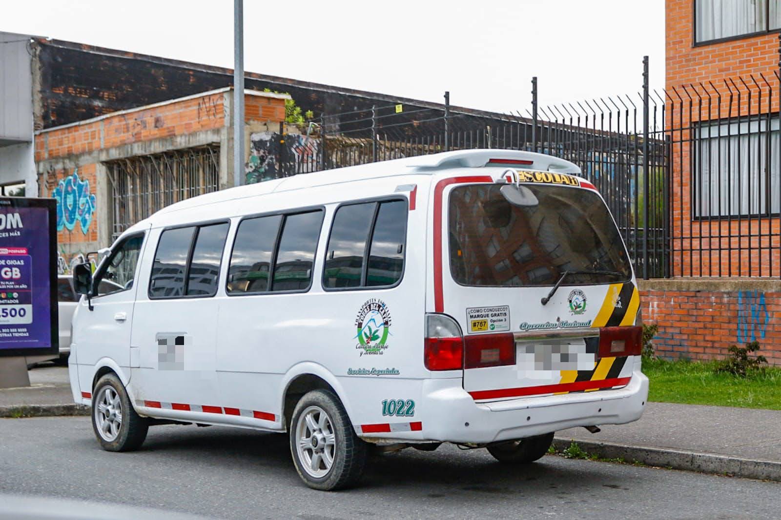 El transporte escolar son para los estudiantes que viven en la zona rural de Risaralda, Caldas.