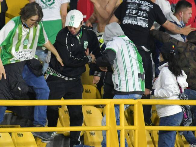 Violencia en el estadio El Campín