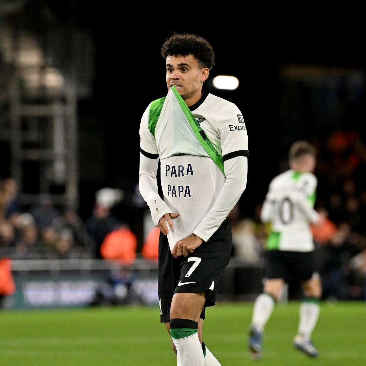 Luis Díaz reaparece con gol con el Liverpool y con una dedicación especial para su padre