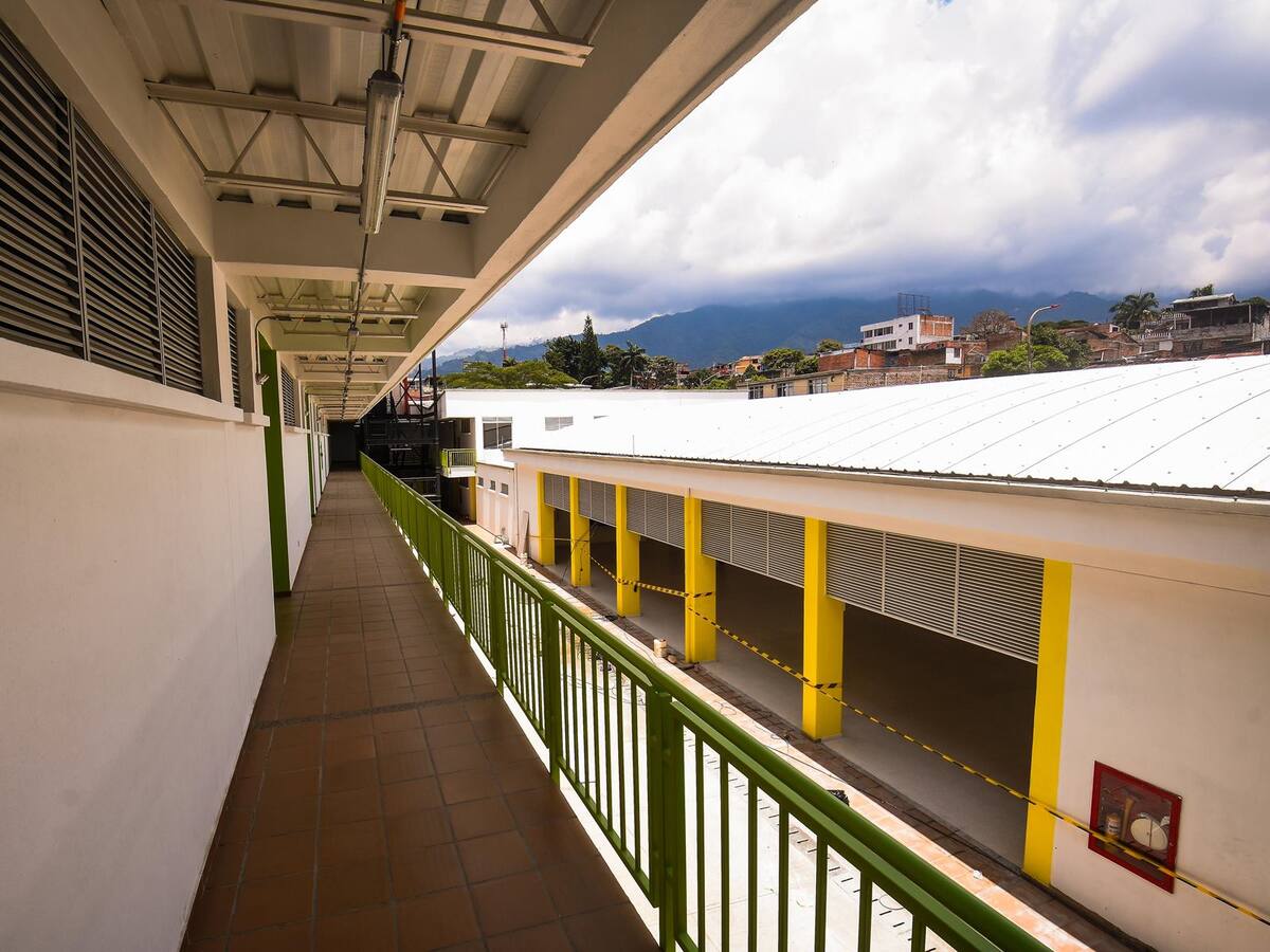 Tras seis años entregaron las obras de la Institución Educativa Alberto Santofimio