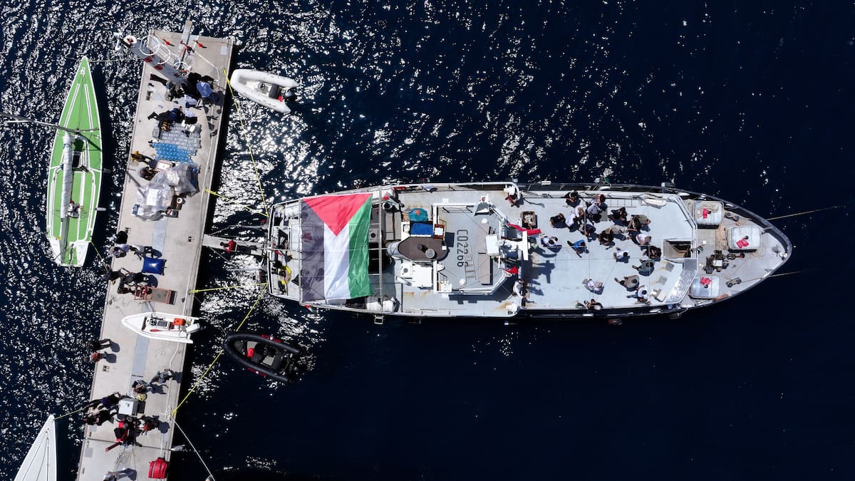 Israel lleva a puerto a activistas de Flotilla Global Sumud interceptados en aguas internacionales