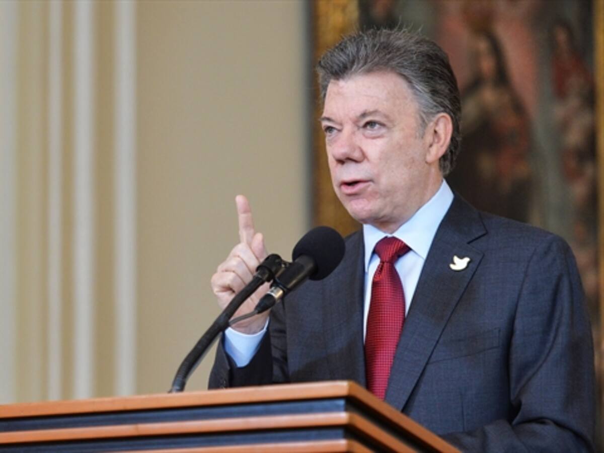 Seguridad, desarrollo, paz y elección los temas de alcaldes con Santos