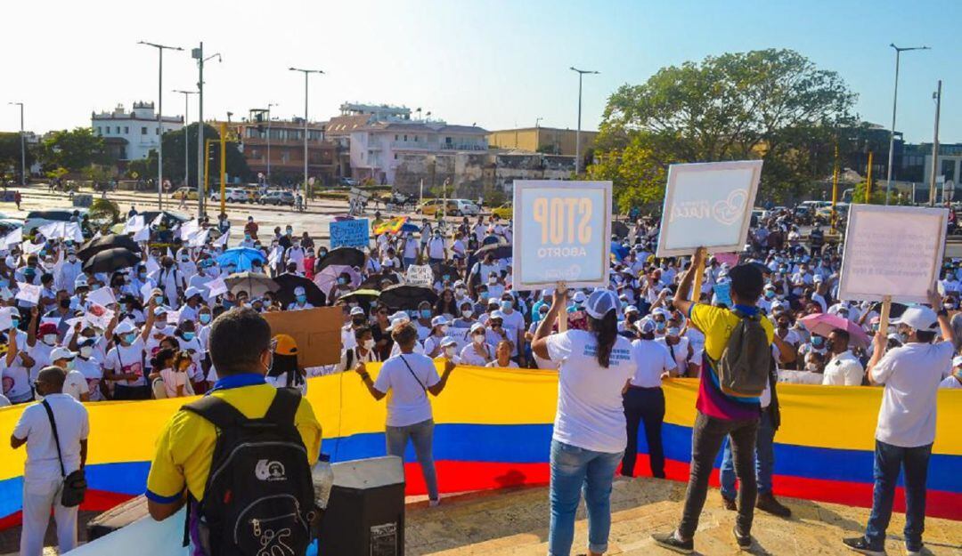 La manifestación fue realizada por organizaciones religiosas en inmediaciones de la India Catalina