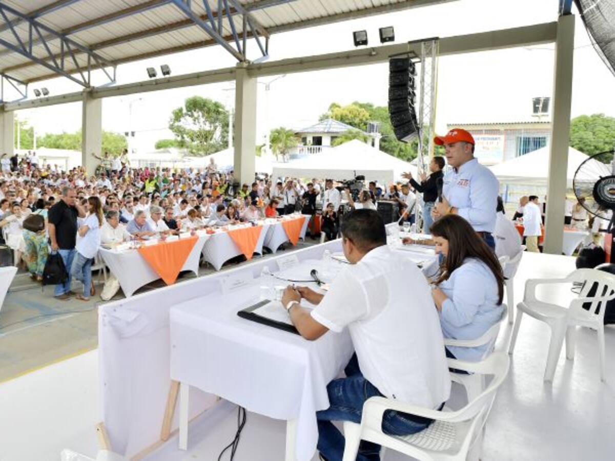 ¿Qué hacemos para que no haya más embarazadas de 11 años?: niña a Duque