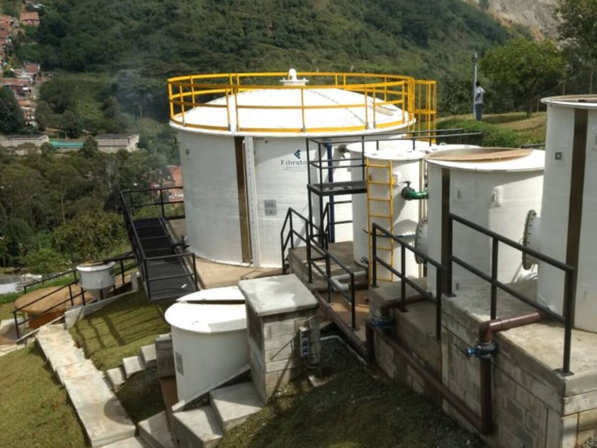 Mil familias ya tienen agua potable en Altavista
