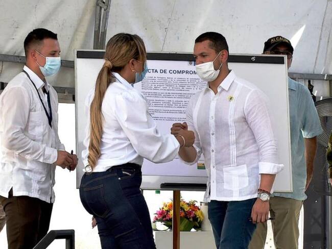 El Ministro del Interior Daniel Palacios, en presencia del Presidente de la República, Iván Duque, firmó las Actas de Inicio de Obra