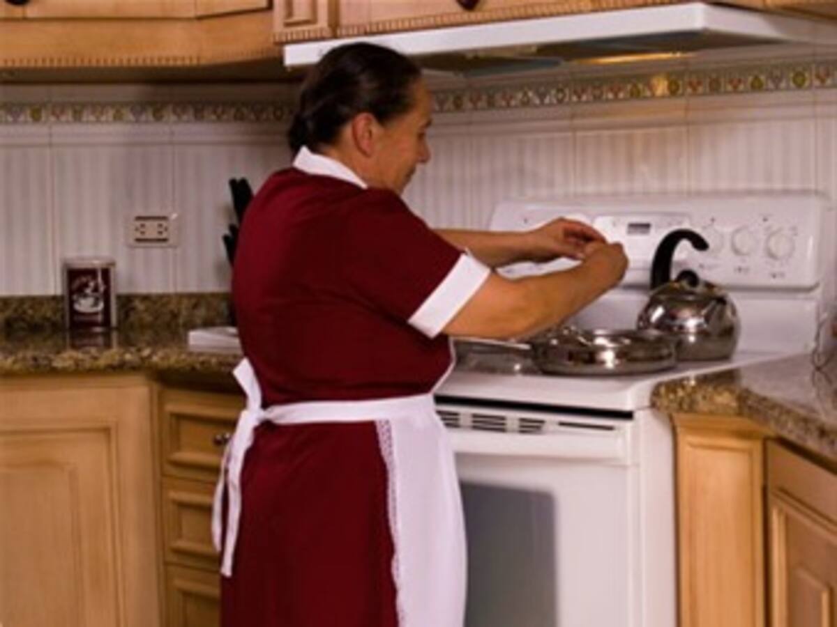 Hay 52 millones de empleados domésticos en todo el mundo: OIT