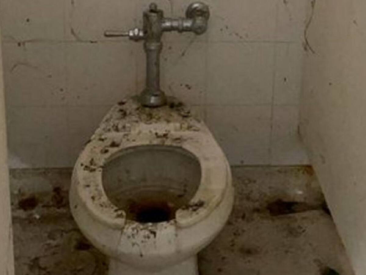 Polémica por el mal estado de algunos colegios en Caldas