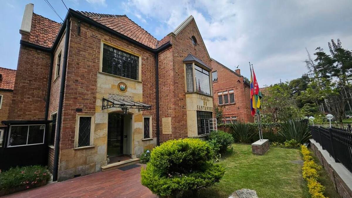 Nicolás Ordóñez habla del funcionamiento de la Casa Santander en Bogotá