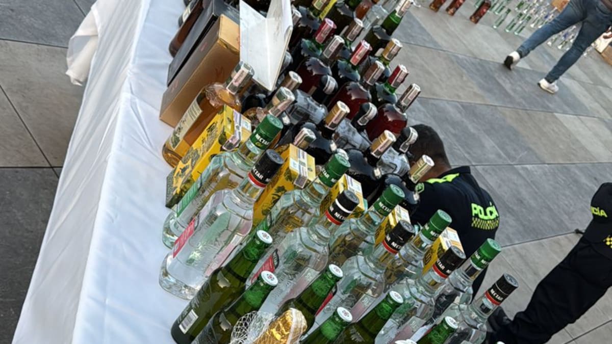 Bogotá hace frente a los expendedores de licor adulterado: más de 2 mil botellas fueron incautadas