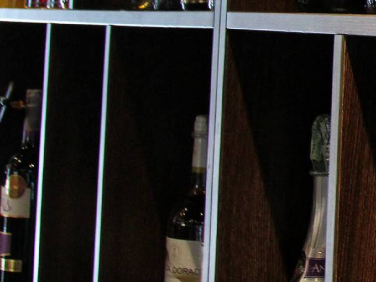 Gobierno de Cali no autoriza vender licor en la mañanas