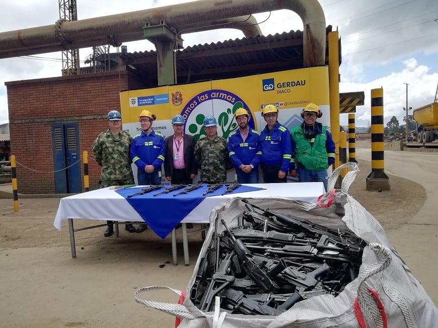 Proceso controlado del Ejército y Diaco convierte material bélico en símbolo de progreso y sostenibilidad.