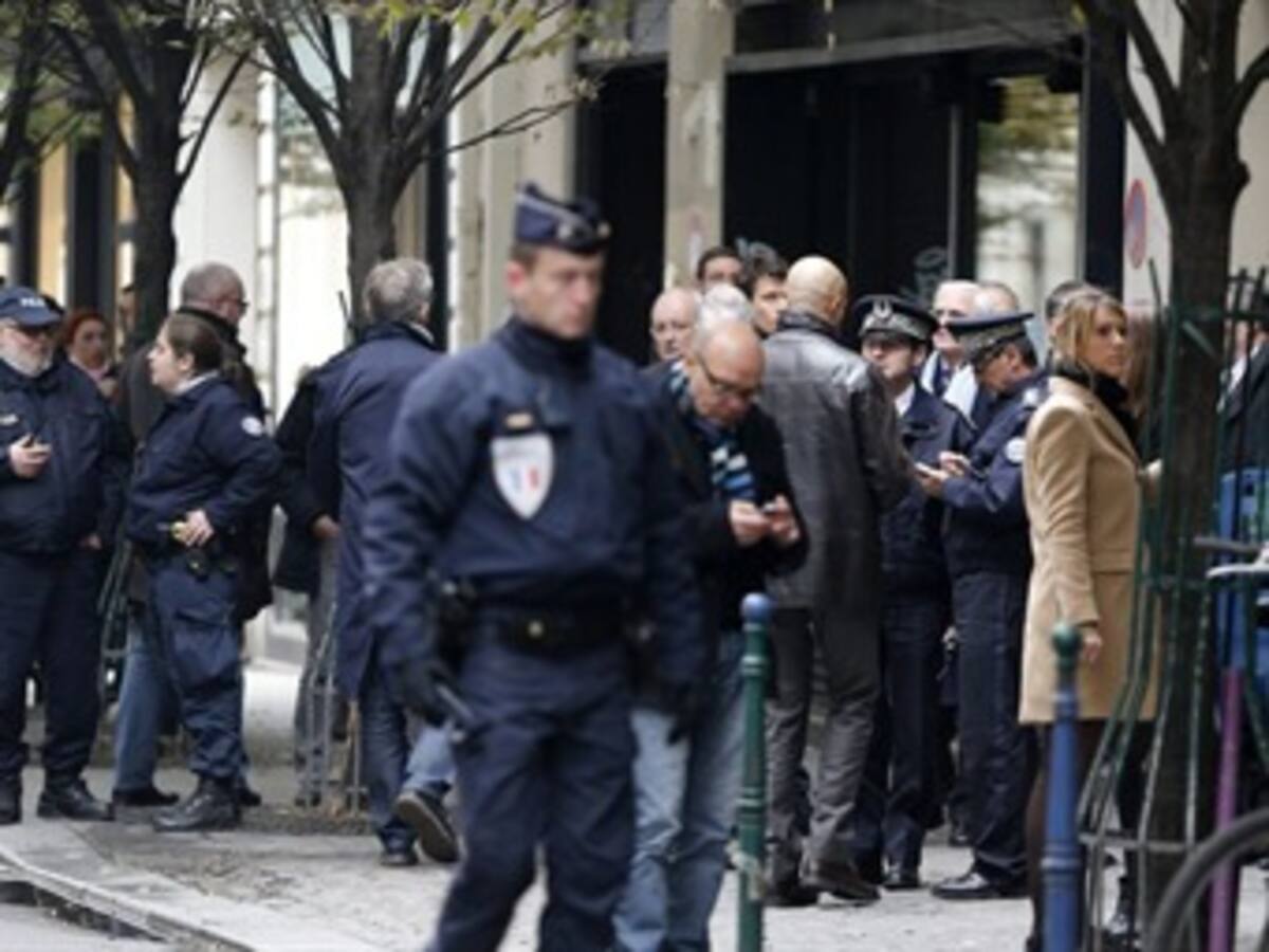 Buscan en París a un pistolero de 40 años