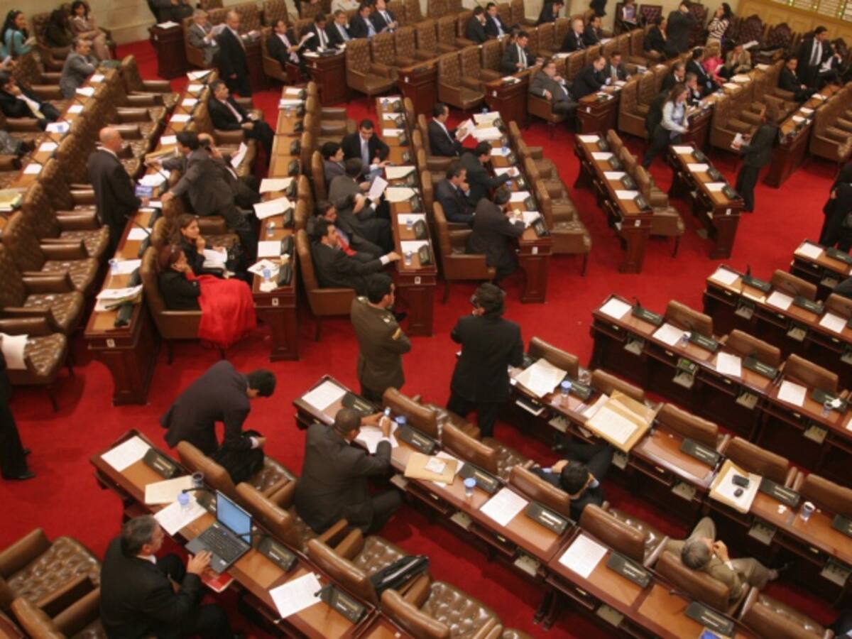 Sectores políticos cuestionan avances que tendría el Proceso de Paz en 21 días