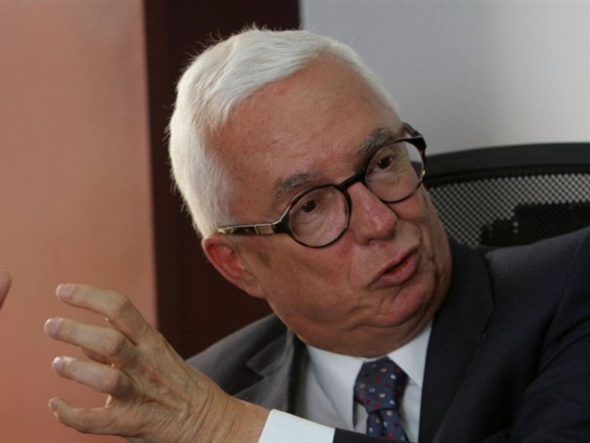 Santos le atinó al chiripazo al proceso de paz: Senador Robledo