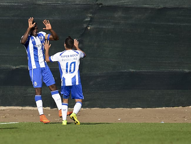 Jackson Martinez junto con Juan Fernando Quintero en su paso por Porto. (Photo credit should read PATRICIA DE MELO MOREIRA/AFP via Getty Images)