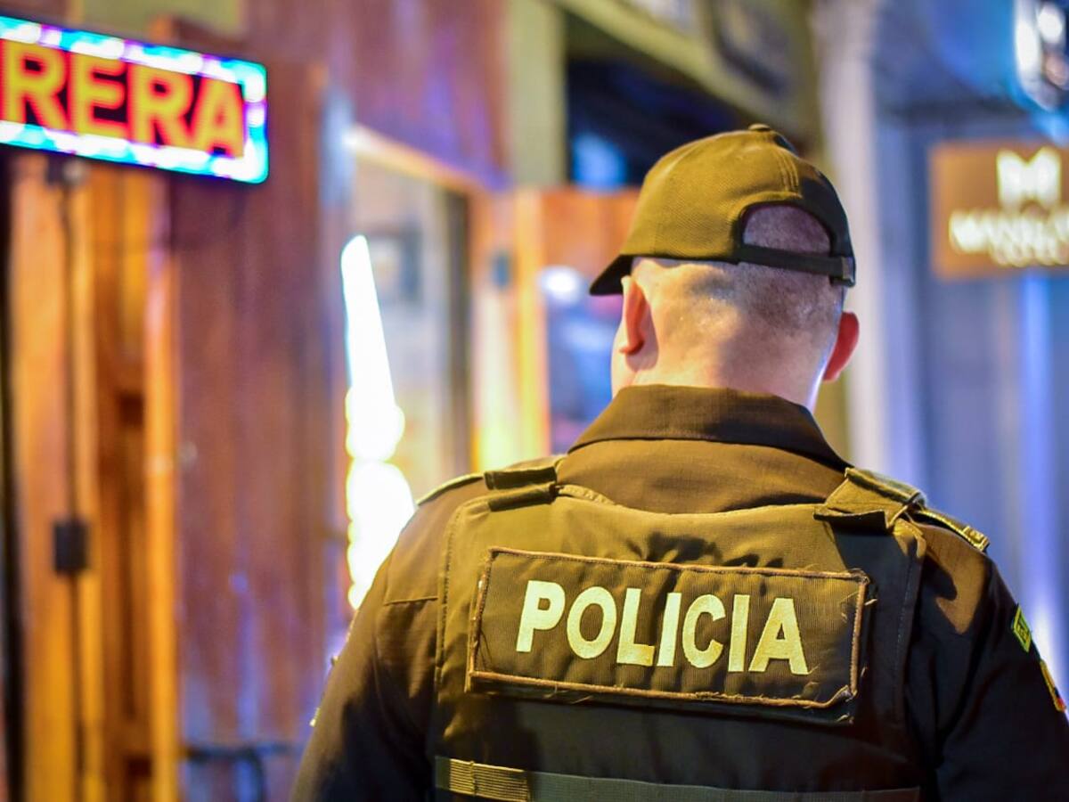 Autoridades cerraron un negocio por no contar con documentación en Getsemaní