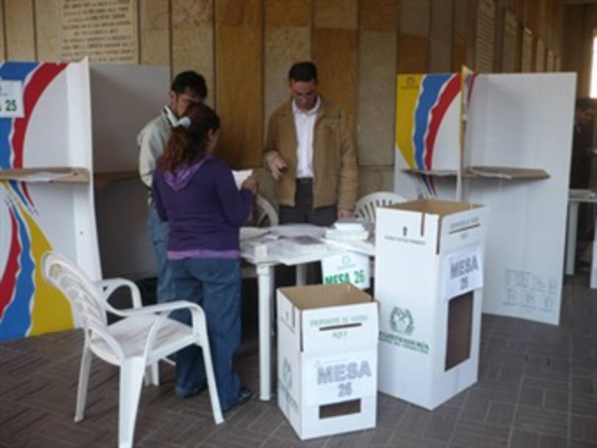 Partidos políticos proponen reforma a consultas internas