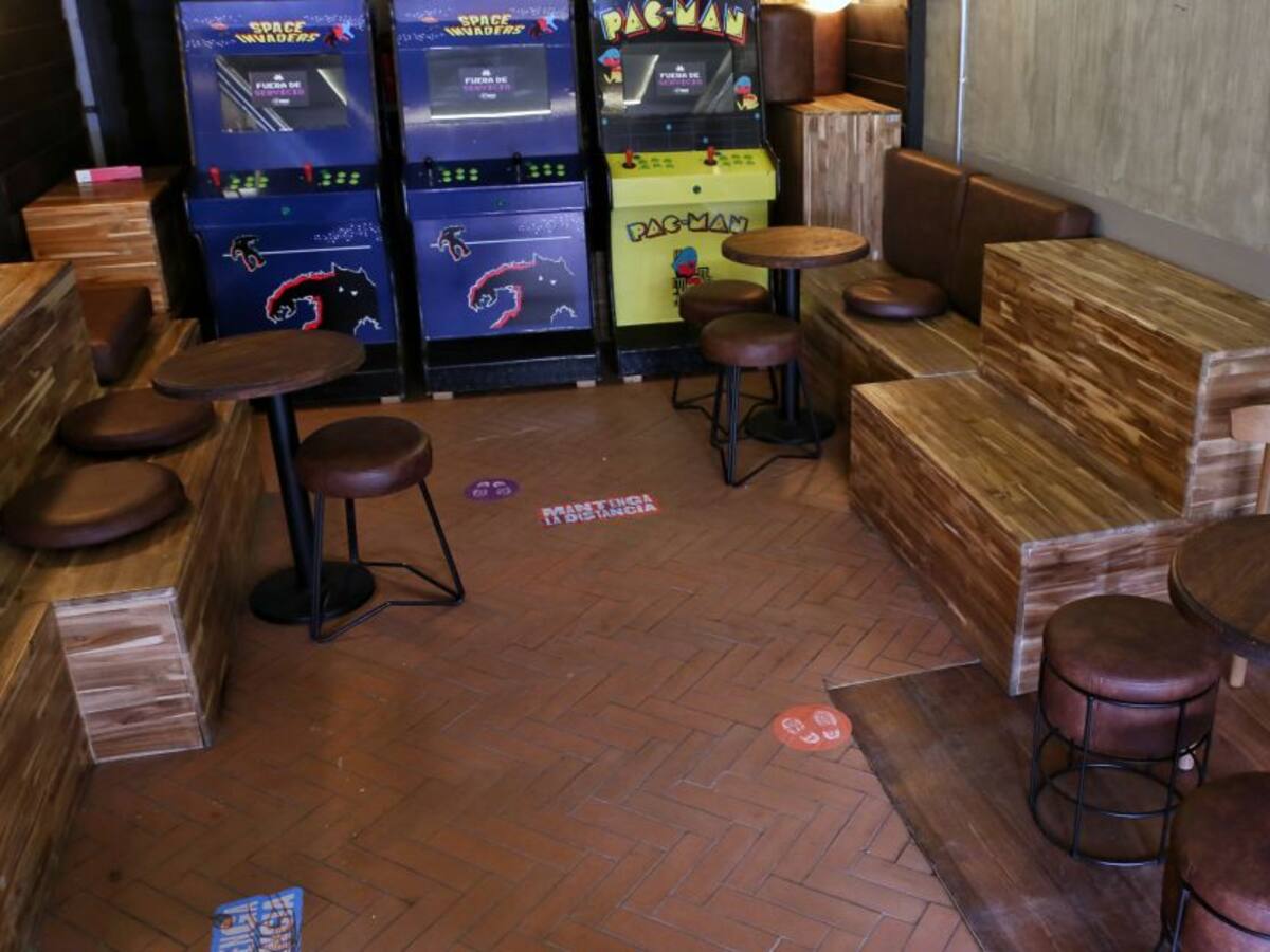 Asobares pide que no se prohíba venta de licor al reabrir establecimientos