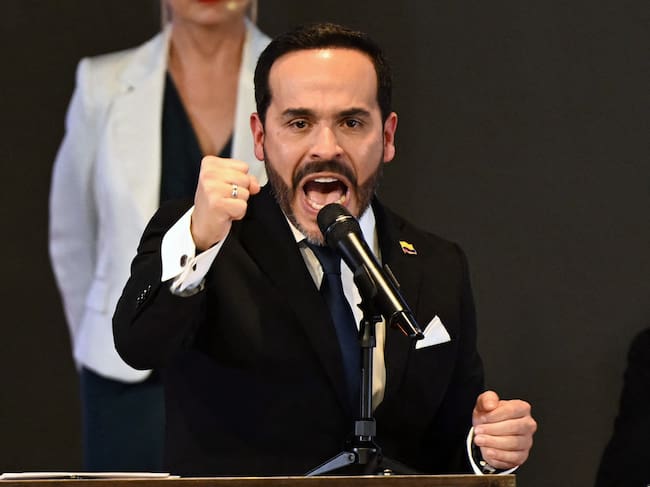 Colombia's President-elect Abelardo de la Espriella speaks after receiving his official credential at the National Registry of Civil Status headquarters in Bogota on June 25, 2026. (Photo by Luis ACOSTA / AFP)