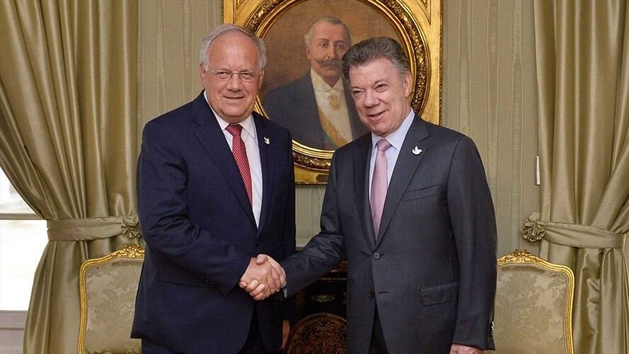 Johann Schneider-Ammann, presidente del Consejo Federal Suizo, se reunió con el presidente Juan Manuel Santos. Foto: Twitter - @infopresidencia