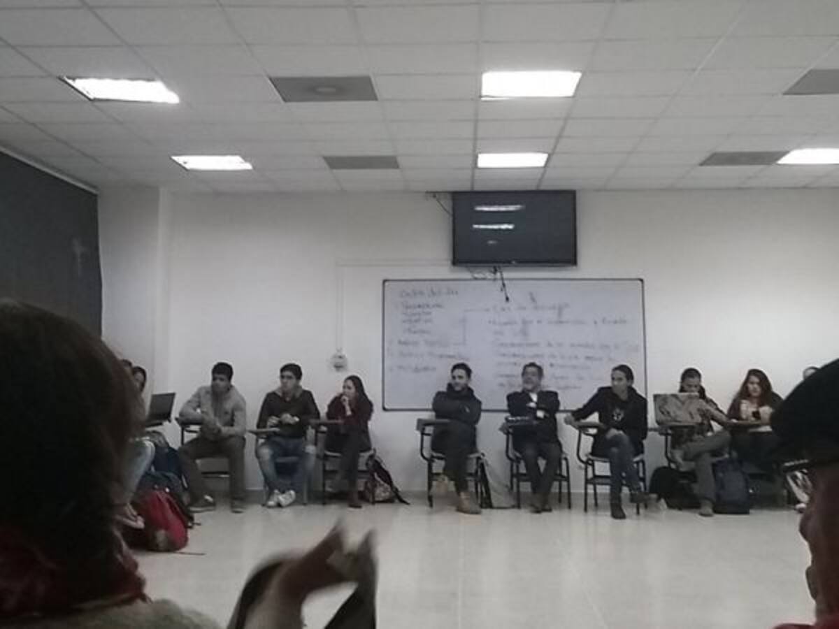 Gobierno convoca mesa de diálogos con universitarios para que levanten paro