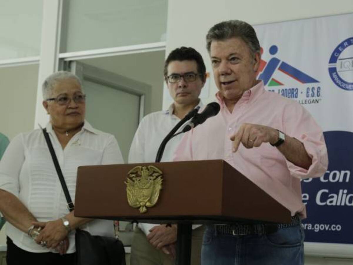 Santos explica la salida de Gloria Ospina del Fondo Colombia en Paz