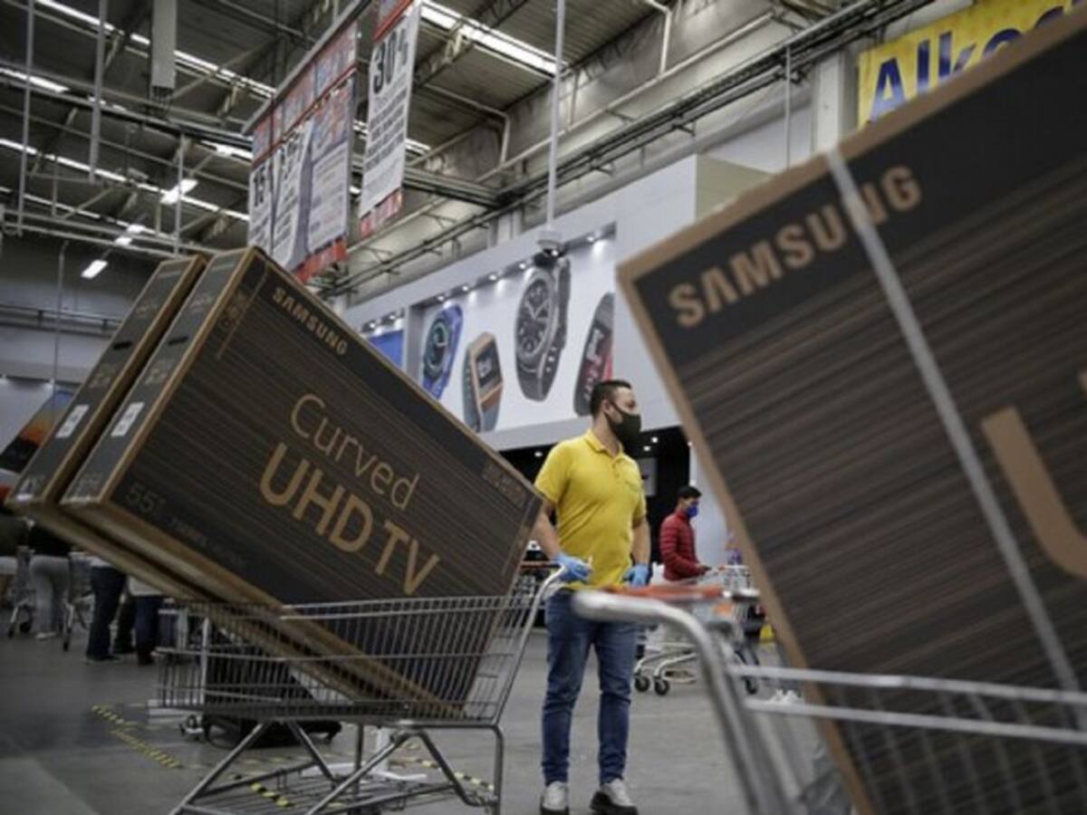 ¿Cómo hacer la devolución de artículos adquiridos el día sin IVA?