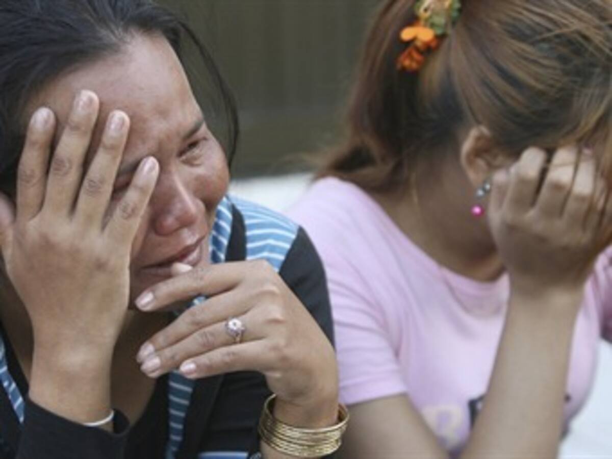 Camboya investiga las causas de la estampida mientras vela a los 456 muertos