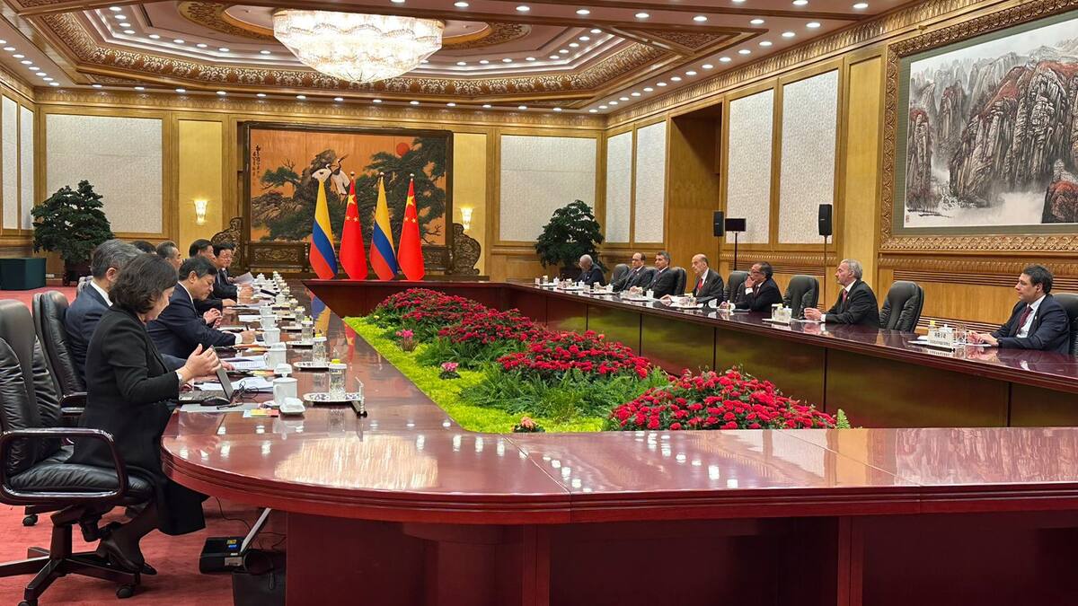 Colombia y China firmaron acuerdos en tecnología, ciencia, cultura y educación