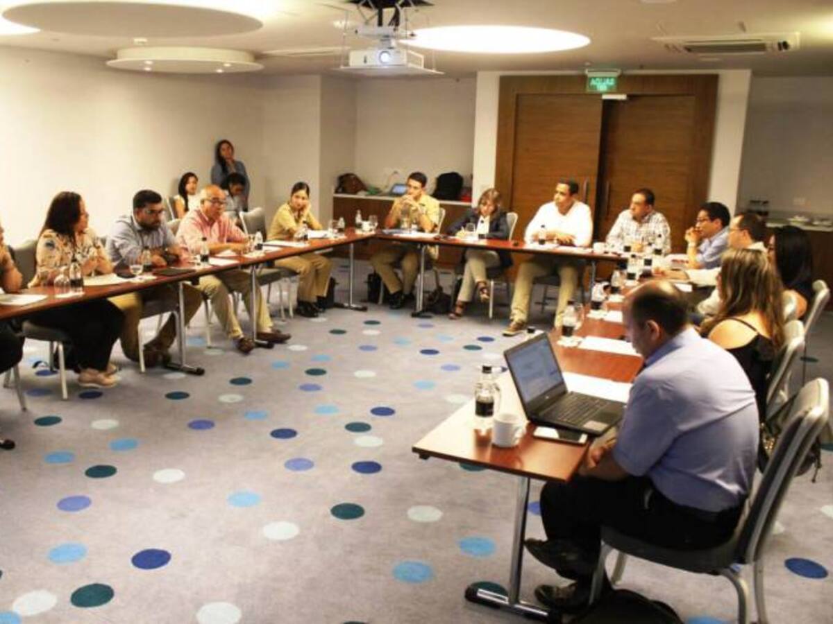 Distrito y academia unen esfuerzos para trabajar contra el cambio climático
