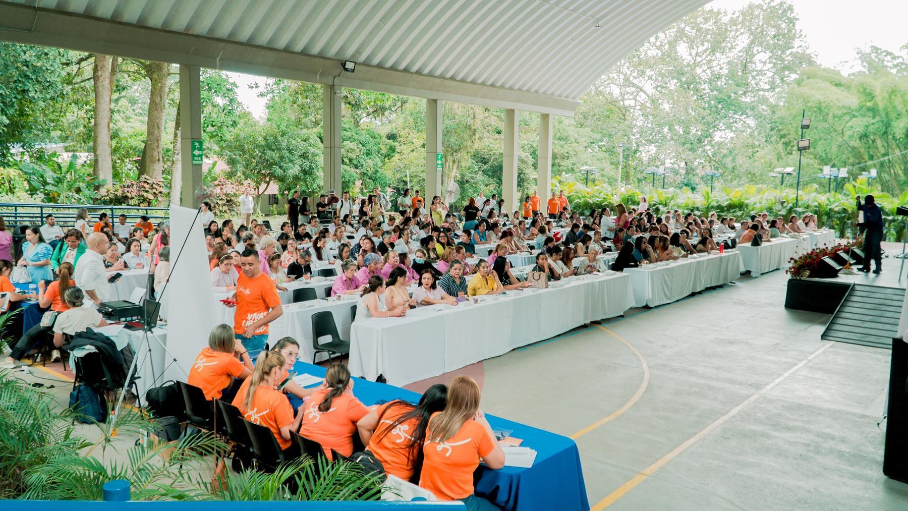 Escuela de Liderazgo Político para Mujeres del Tolima
