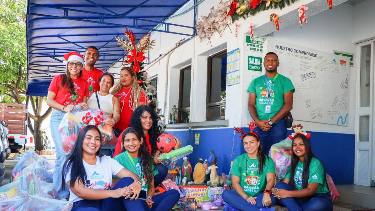 Aguas de Cartagena inicia entrega de regalos en el marco de su inversión social a 178 barrios
