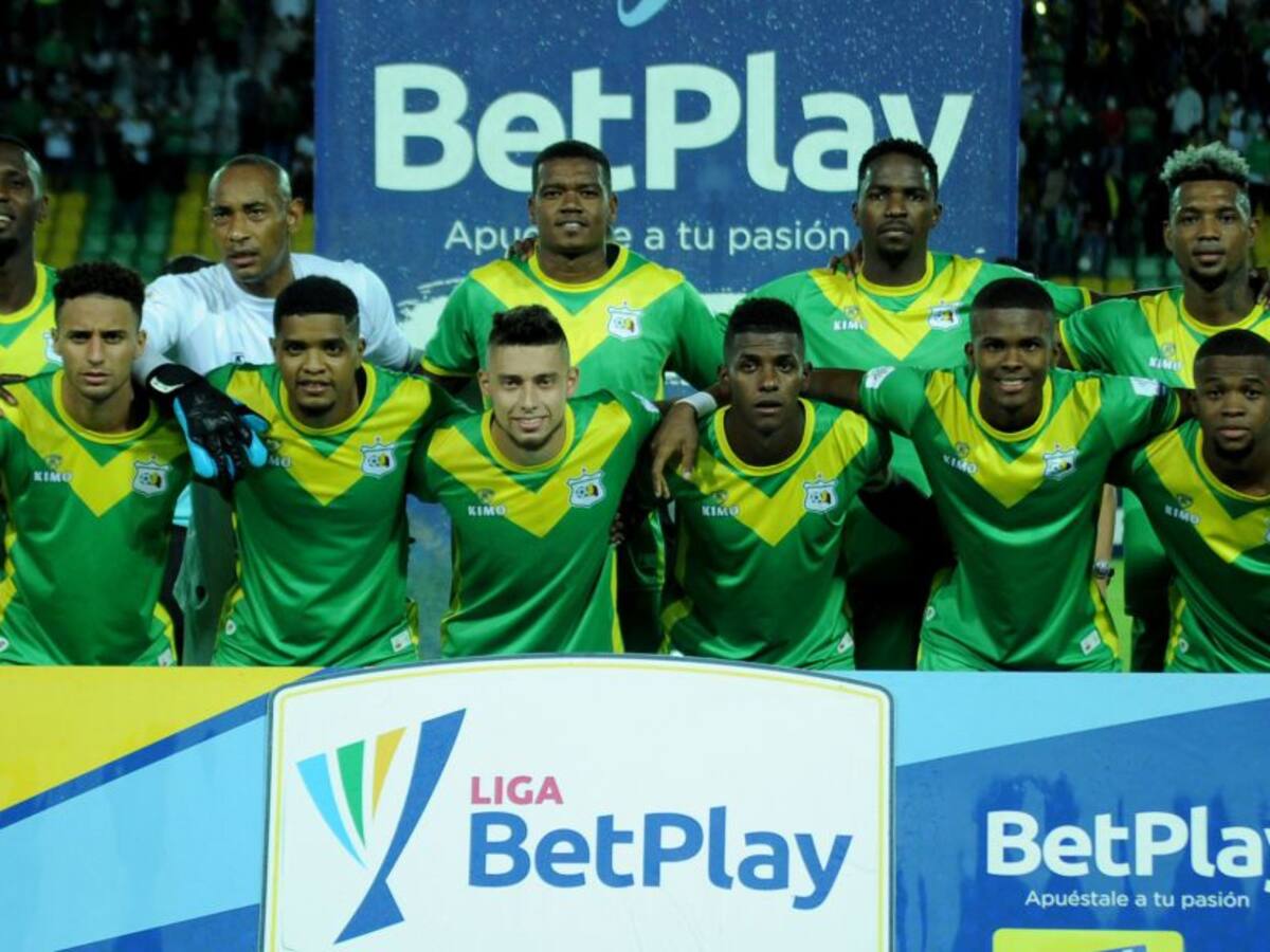 Deportes Quindío alza la voz en contra del arbitraje y pide VAR permanente