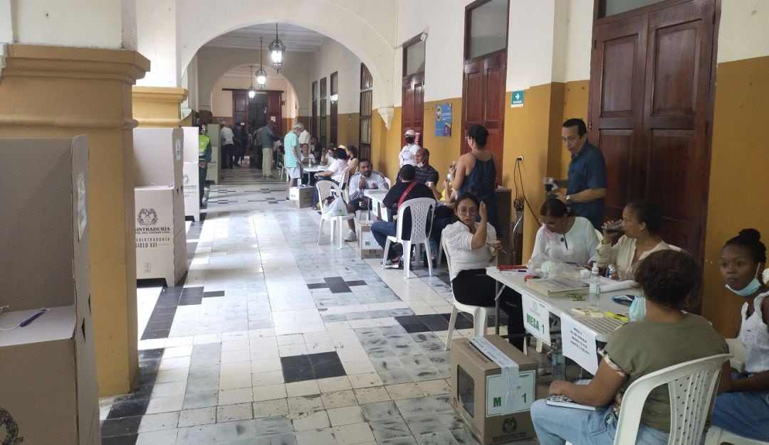 Fico Gutiérrez ocupó el segundo lugar mientras que el candidato Rodolfo Hernández se situó en el tercero