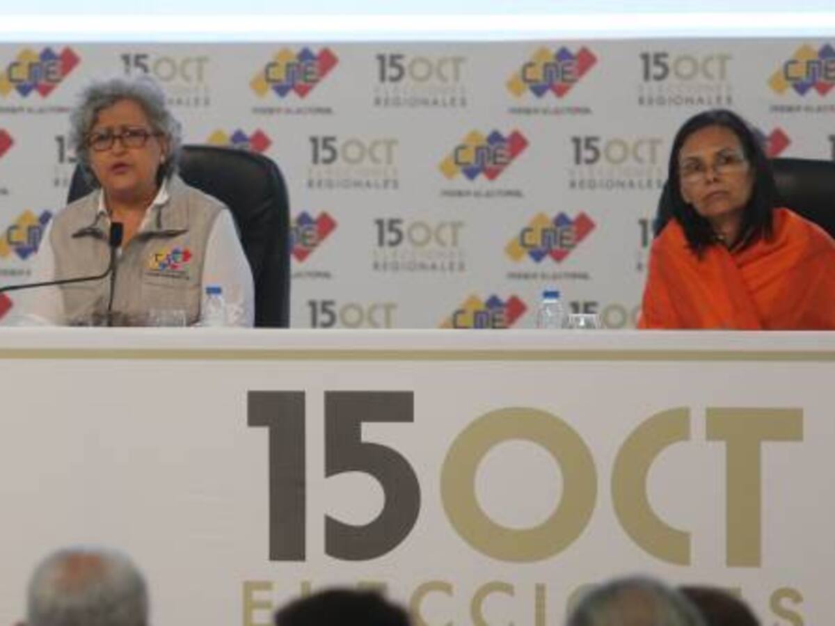 Oposición venezolana publica actas sobre "fraude" electoral en un estado