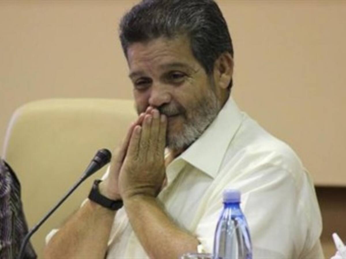 Farc dicen que la Interpol suspendió órdenes de captura a sus negociadores