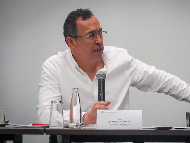 “Si retan al pueblo colombiano estamos listos para proceder”: MinInterior al ELN