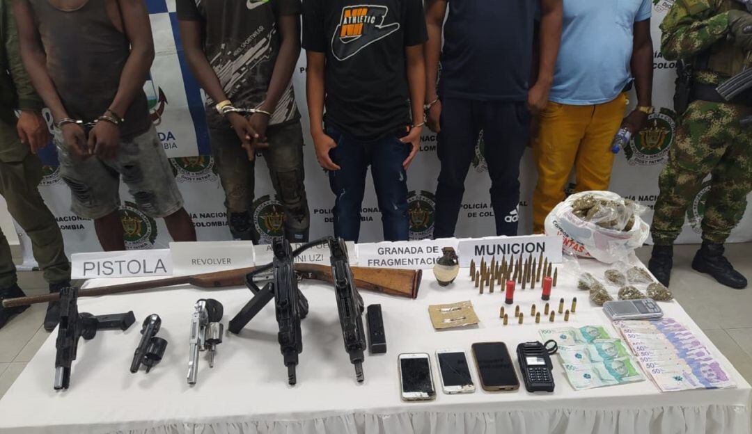 Las autoridades adelantan operativos contra "La Local".