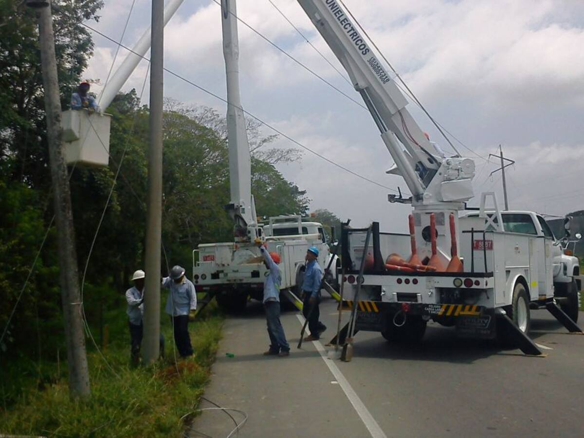 Afinia restableció servicio de energía en Pinillos, Magangué y Achí